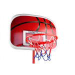 Basketbalový kôš s loptou